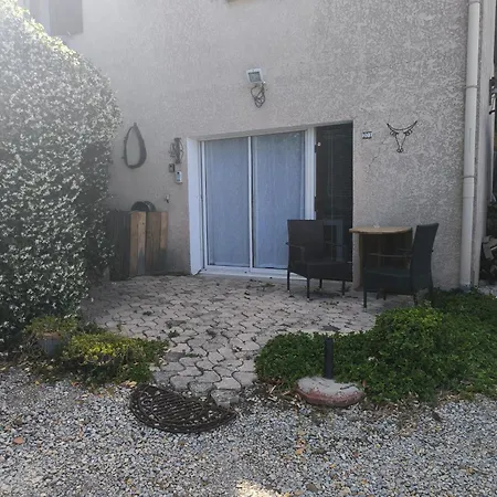 Apartmán Meuble Et Equipe